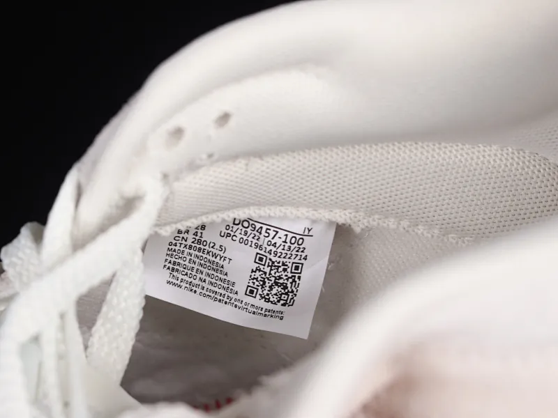 All Categories Nk SB Dunk Series Nk SB Dunk Low Low-top sneakers Foreign trade version Nk SB Dunk Low "85" Gray and red double hook SB low-top sports and leisure sneakers DO9457-100